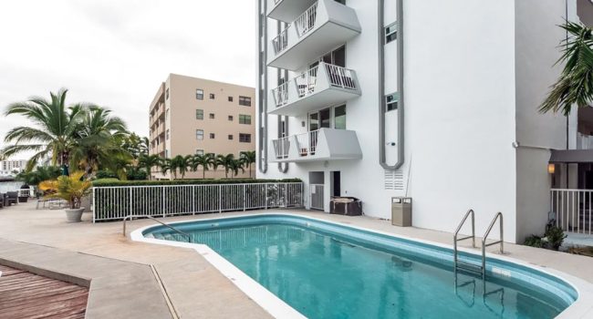 theknightsbridgecondo_09
